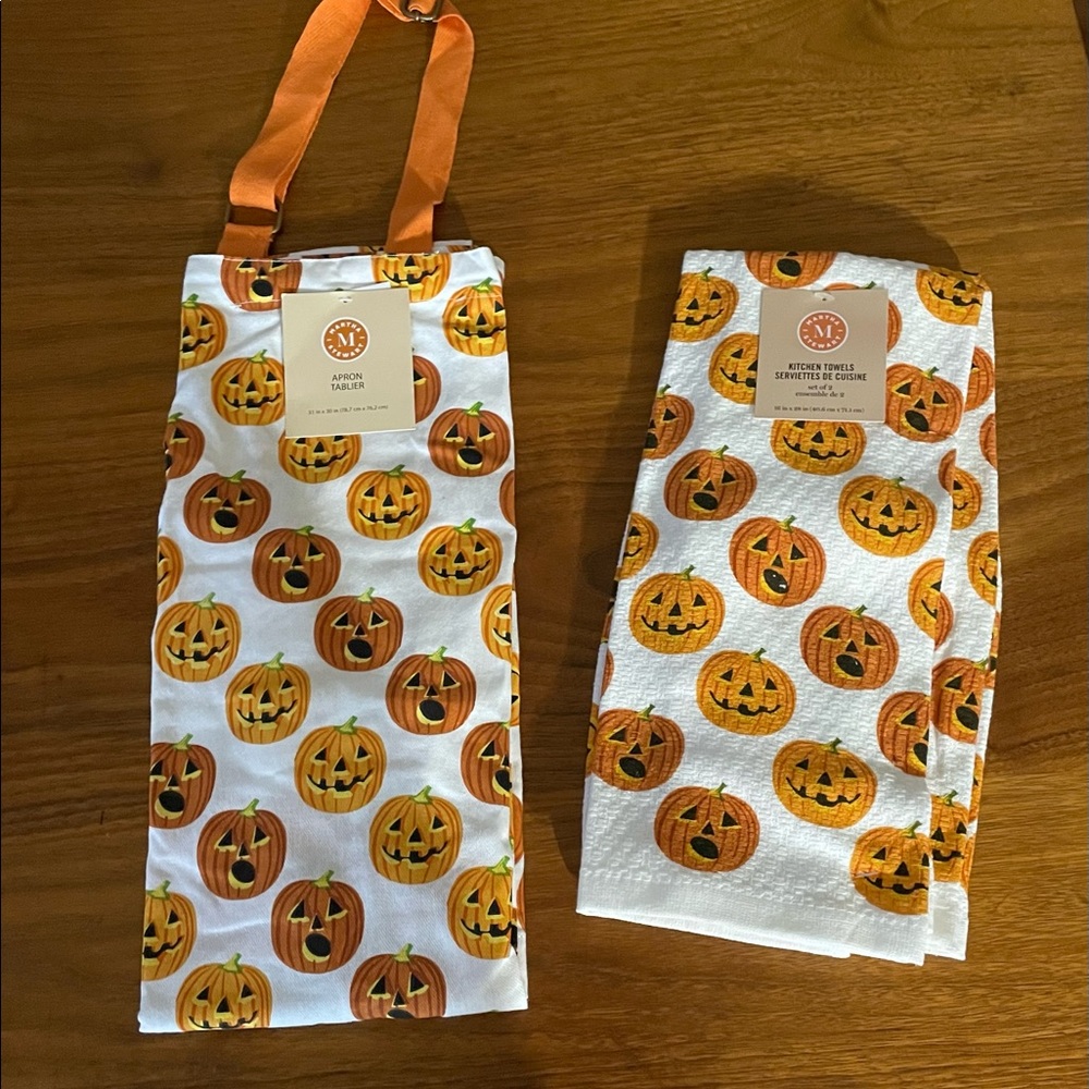 Martha Stewart Halloween Matching Pumpkin Apron and Dish Towel Set